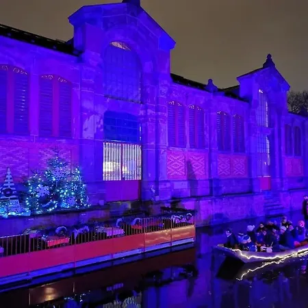 Centre Avec Parking Apartman *