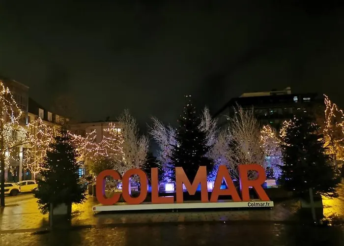 Centre Avec Parking Apartment *