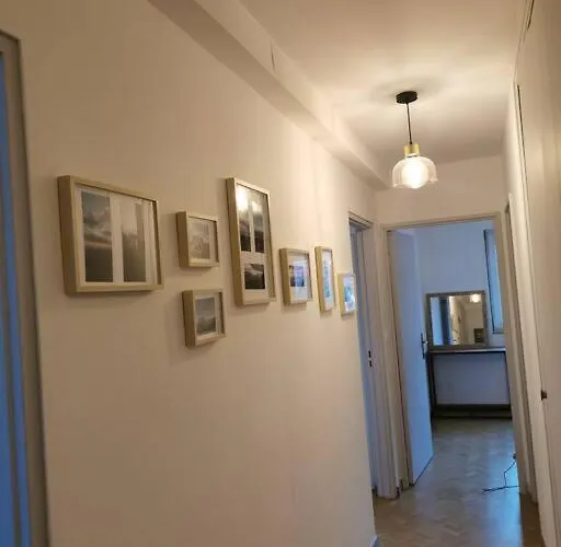 Apartment Centre Avec Parking